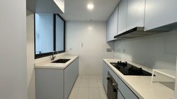 Esparina Residences (D19), Condominium #569330431